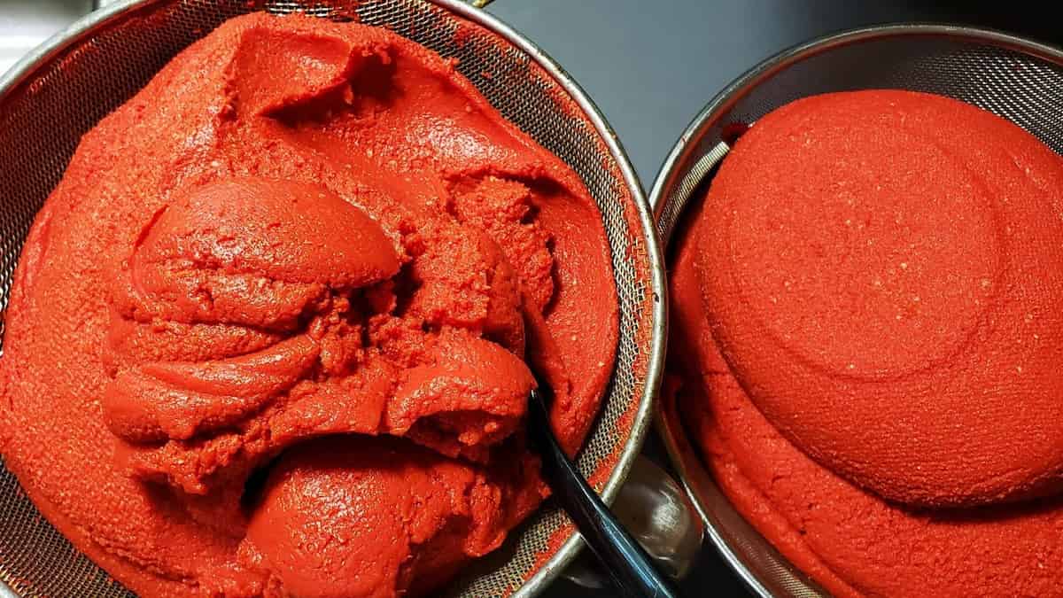 رب گوجه فرنگی قوطی فلزی