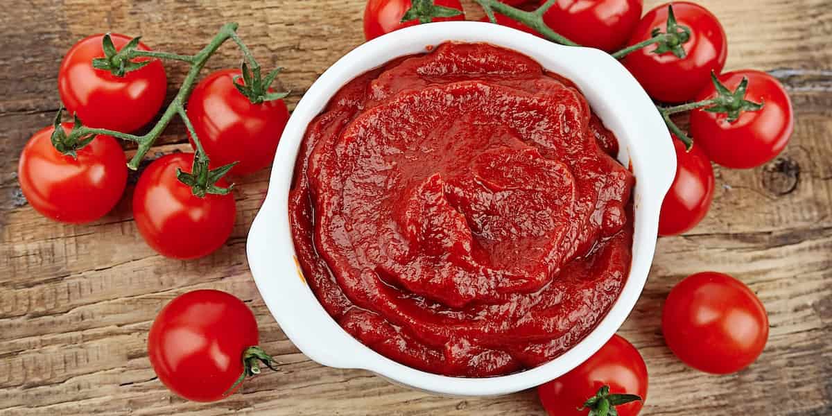 رب گوجه فرنگی شیشه ای